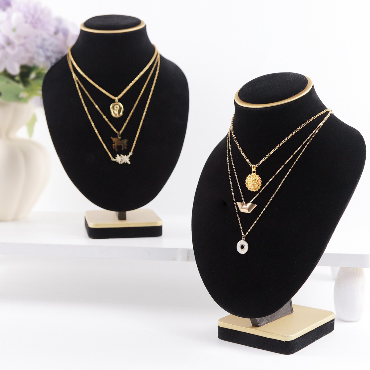 Body Black Velvet Jewelry Bust – обзор и цена Body Jewelry In Store